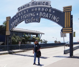 Dan at Santa Monica Pier sign